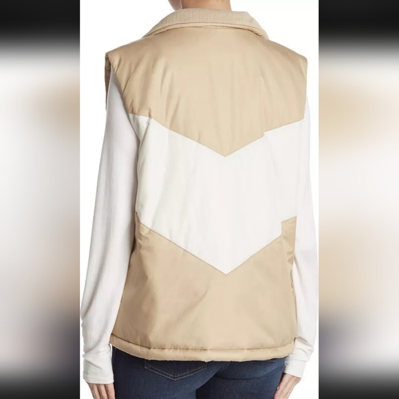 North Face Puffer Vest - Picture 13 of 13